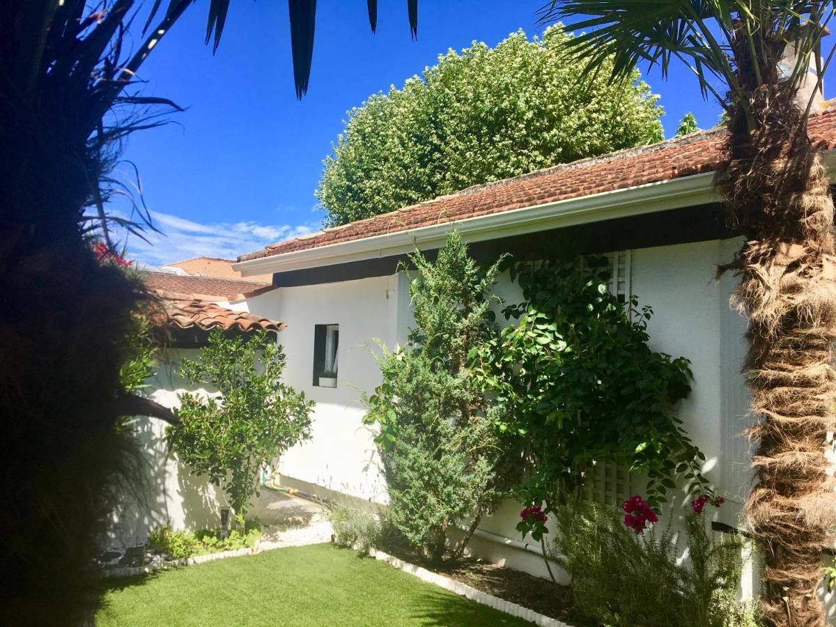 Maison D'Hotes Romarine Льо Буска Екстериор снимка